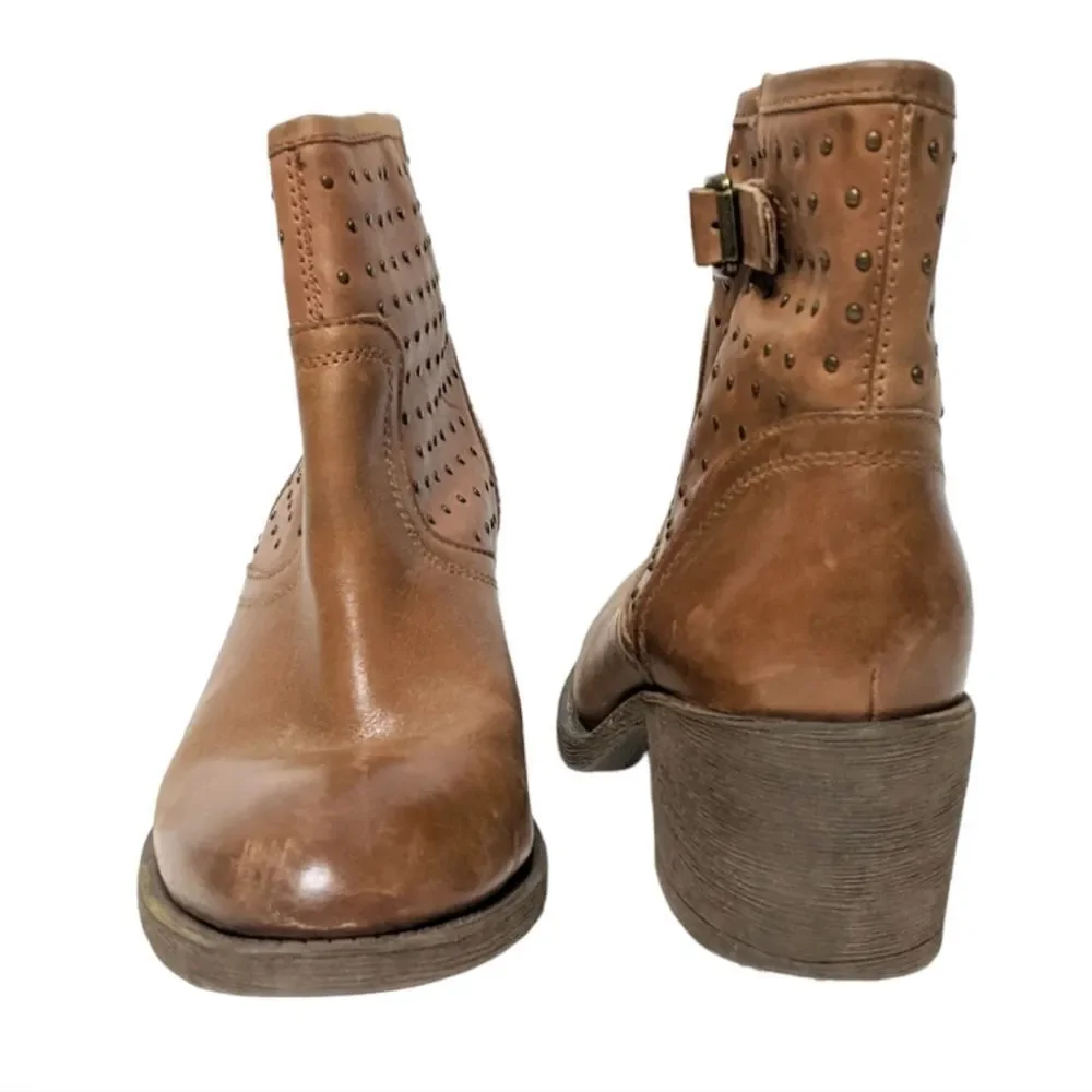 LUCKY BRAND Butler Leather Studded Ankle Boots 8.5